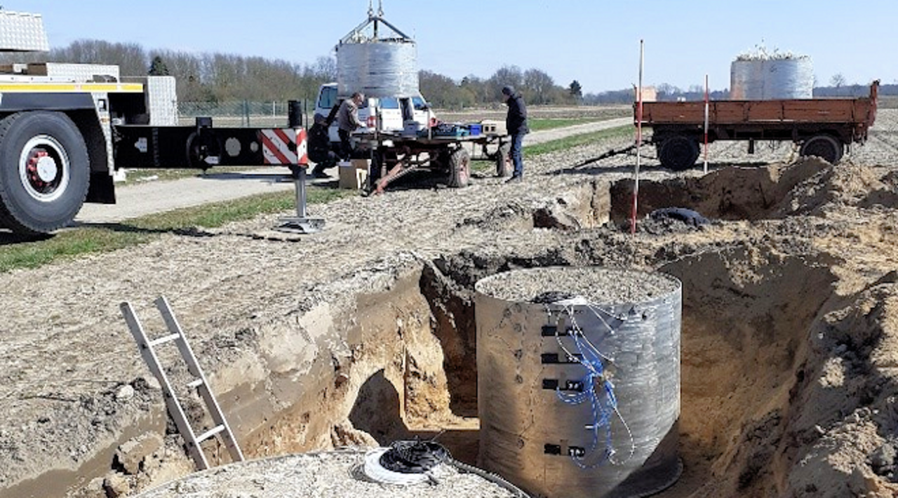 Das Kleinparzellen-Experiment, mit 2 m2 großen ungestörten Bodensäulen aus den DASIM-Flächen in Rotthalmünster und Fuhrberg wird vorbereitet.