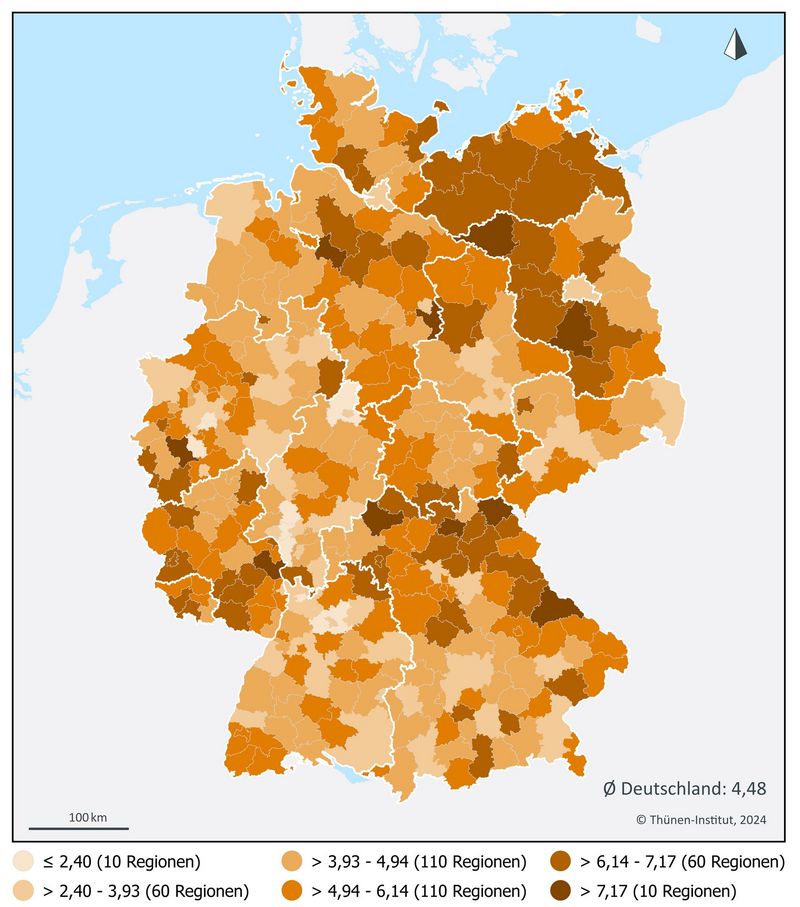 Eine Deutschlandkarte mit Kreiisregionen in verschiedenen braun- und orangetöne, je nach Vakanzrate des Kreises.