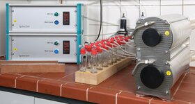 Gasanalysegerät und Probenahmeapparatur zur Bestimmung von Formaldehyd-Emissionen von Holz- und Holzwerkstoffen