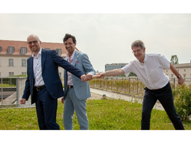 Die Personen von Links: Christian Hundt, Florian Täube, Rolf Sternberg