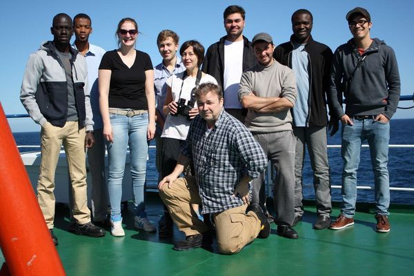 Die Crew auf dem Schiff