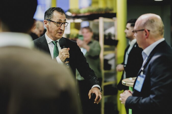 Klicken für eine Vergrösserung