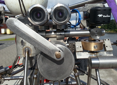 "Nr. 5 lebt": Opto-akustische Einheit des UFO Opto-akustische Einheit des UFO